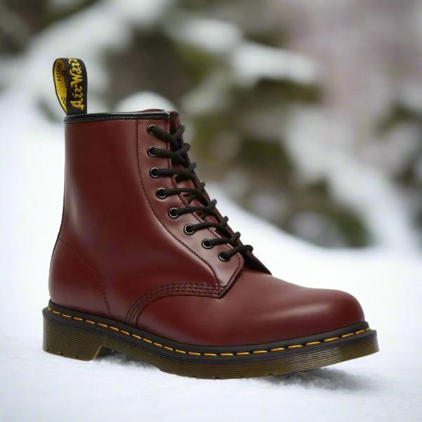 Marten™ - Elegant Lace-Up Boots